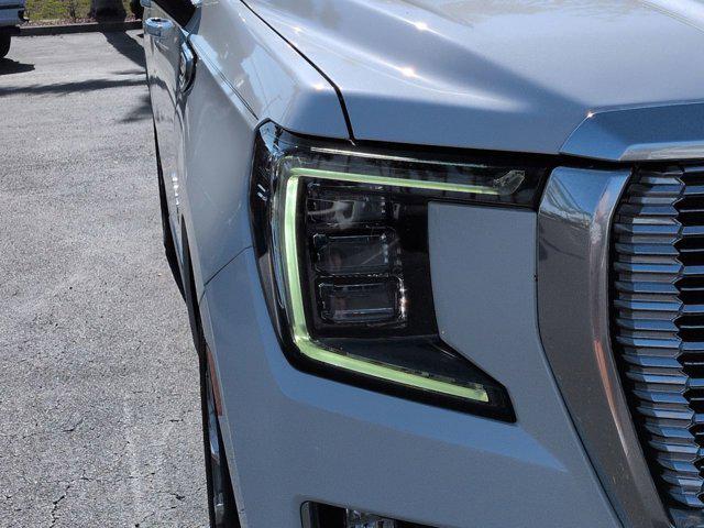 2023 GMC Yukon XL 4WD Denali