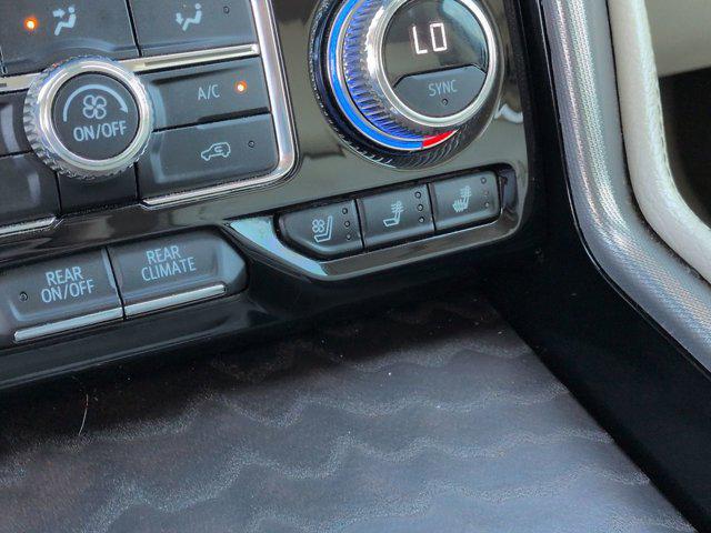 2023 GMC Yukon XL 4WD Denali