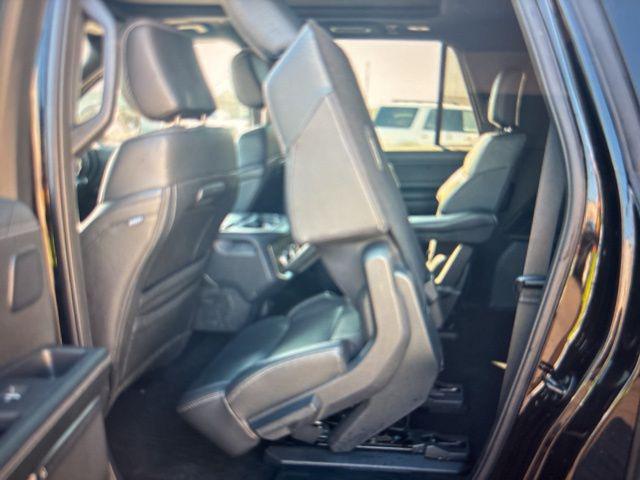 2025 Ford Expedition Platinum MAX