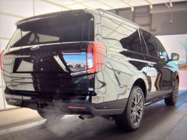 2025 Ford Expedition Platinum MAX