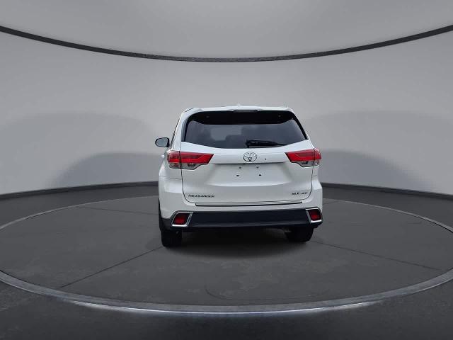 2018 Toyota Highlander Sport