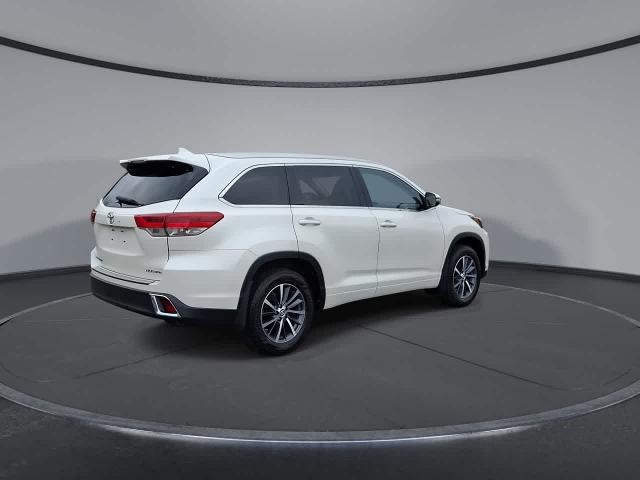 2018 Toyota Highlander Sport