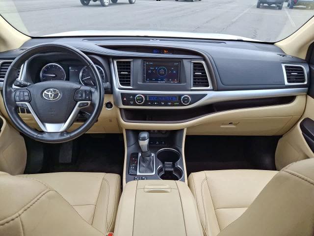 2018 Toyota Highlander Sport