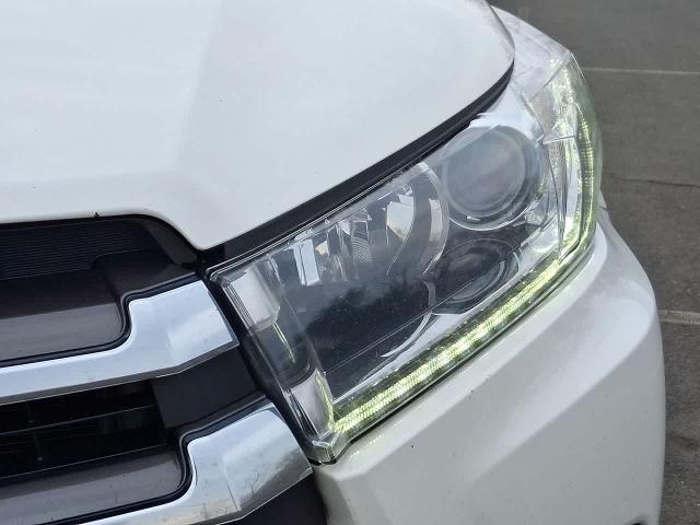 2018 Toyota Highlander Sport
