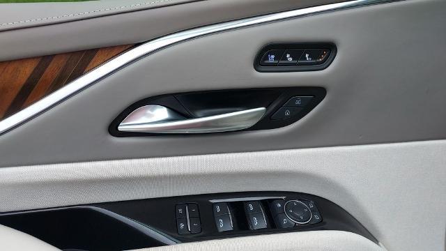2024 Cadillac Escalade 4WD Sport Platinum