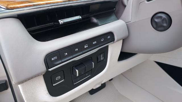 2024 Cadillac Escalade 4WD Sport Platinum