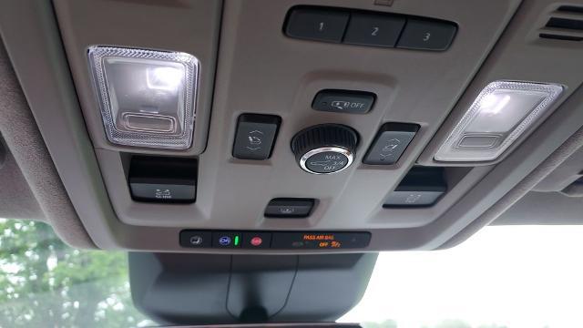 2024 Cadillac Escalade 4WD Sport Platinum