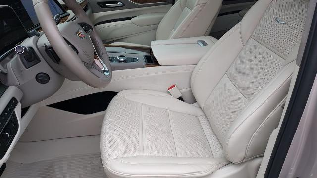 2024 Cadillac Escalade 4WD Sport Platinum