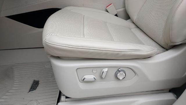 2024 Cadillac Escalade 4WD Sport Platinum