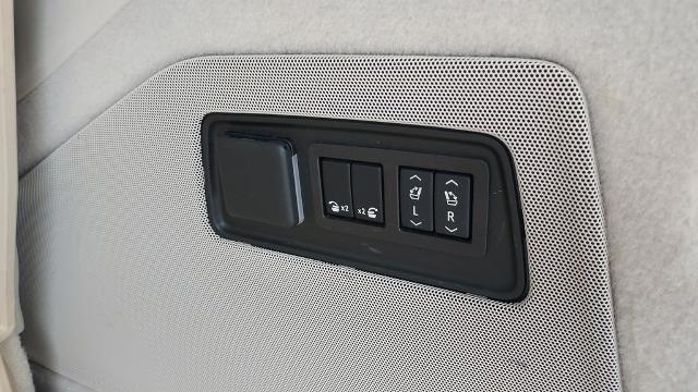 2024 Cadillac Escalade 4WD Sport Platinum