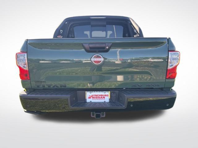 2024 Nissan Titan Crew Cab SV 4x4