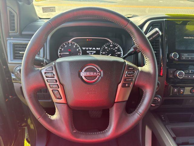 2024 Nissan Titan Crew Cab SV 4x4