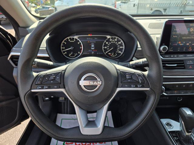 2025 Nissan Altima SV FWD