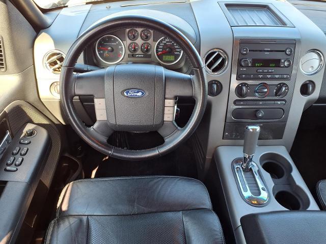 2005 Ford F-150 XLT