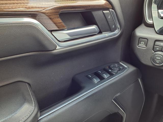 2022 Chevrolet Silverado 1500 4WD Crew Cab Short Bed LT with 2FL