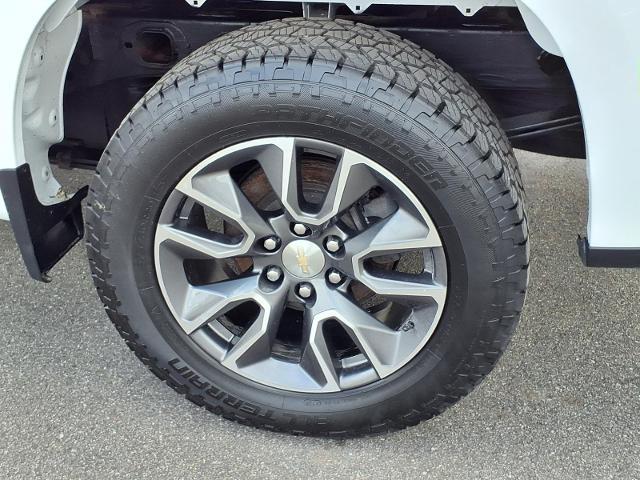 2022 Chevrolet Silverado 1500 4WD Crew Cab Short Bed LT with 2FL