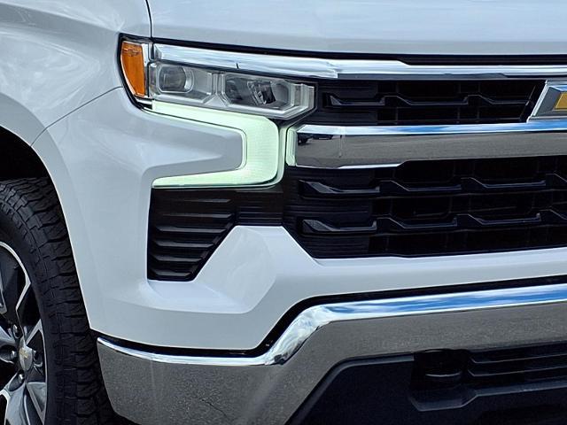 2022 Chevrolet Silverado 1500 4WD Crew Cab Short Bed LT with 2FL