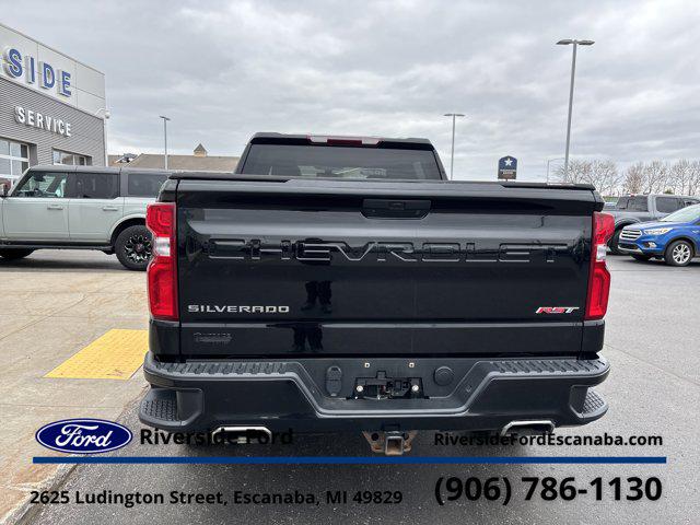 2022 Chevrolet Silverado 1500 4WD Crew Cab Standard Bed RST