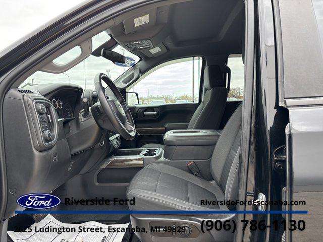 2022 Chevrolet Silverado 1500 4WD Crew Cab Standard Bed RST