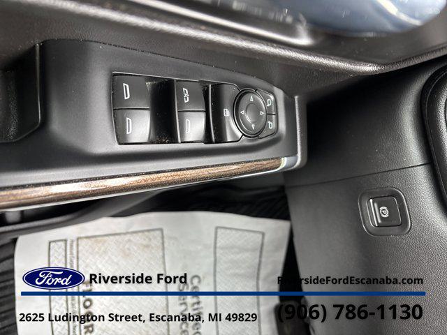 2022 Chevrolet Silverado 1500 4WD Crew Cab Standard Bed RST