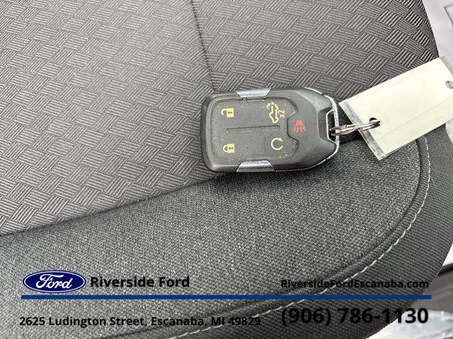 2022 Chevrolet Silverado 1500 4WD Crew Cab Standard Bed RST