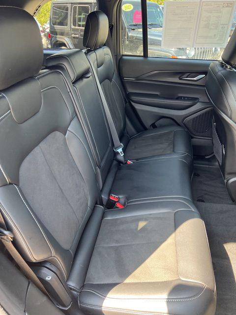 2025 Jeep Grand Cherokee Altitude X 4x4