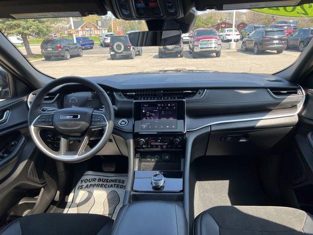 2025 Jeep Grand Cherokee Altitude X 4x4