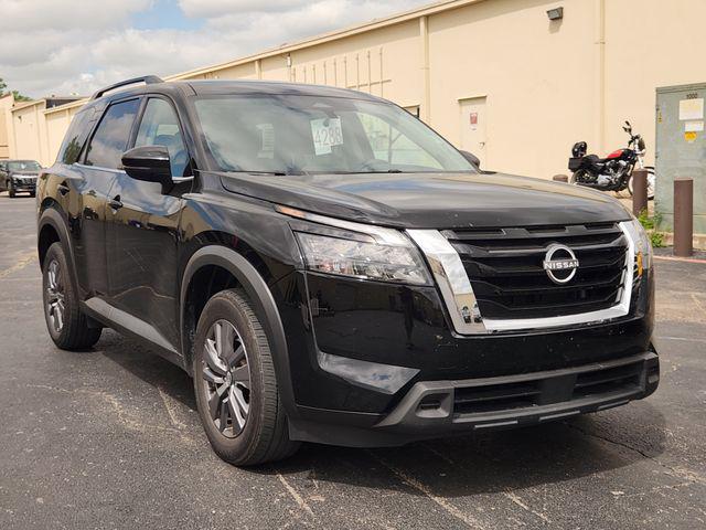 2025 Nissan Pathfinder SV FWD for sale in Gainesville, TX