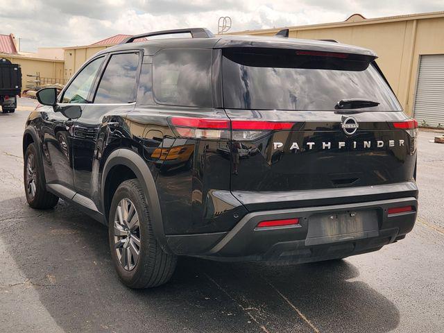 2025 Nissan Pathfinder SV FWD