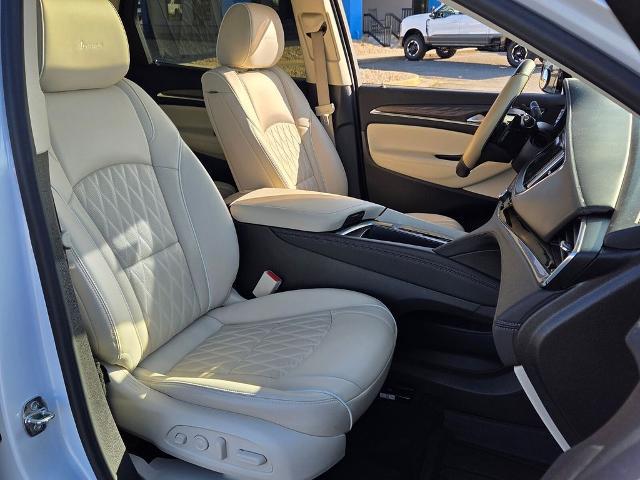 2022 Buick Enclave FWD Avenir