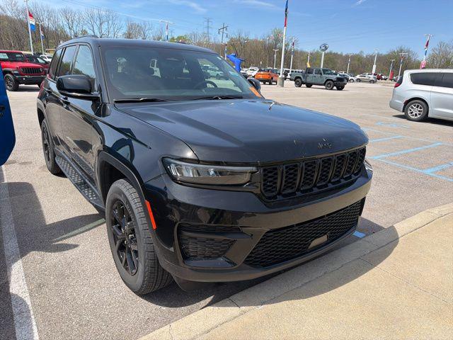 2024 Jeep Grand Cherokee Altitude X 4x4 for sale in Bedford, IN