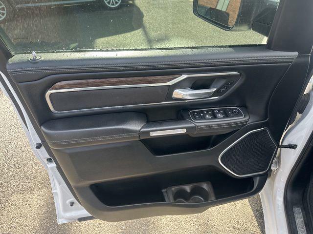2020 Ram 1500 Laramie Crew Cab 4x4 5'7" Box