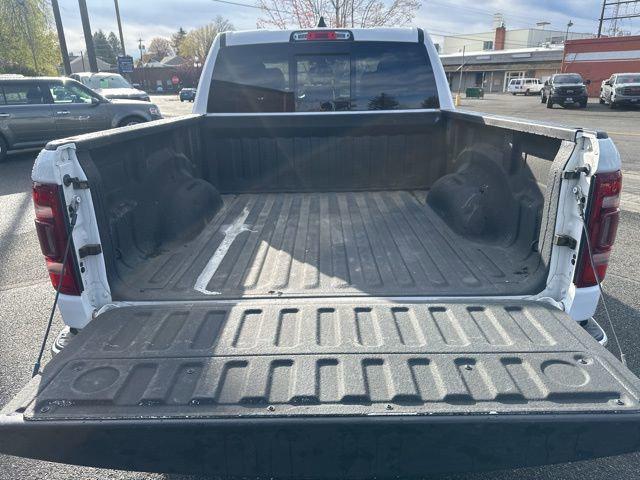 2020 Ram 1500 Laramie Crew Cab 4x4 5'7" Box
