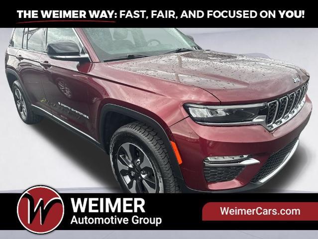 2024 Jeep Grand Cherokee Base