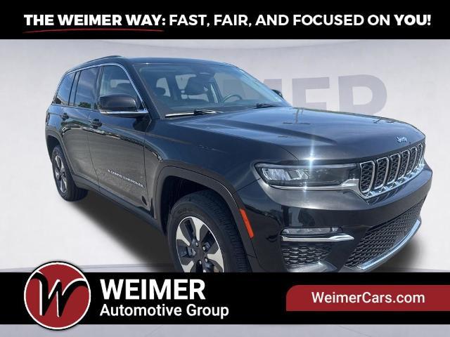 2024 Jeep Grand Cherokee Base