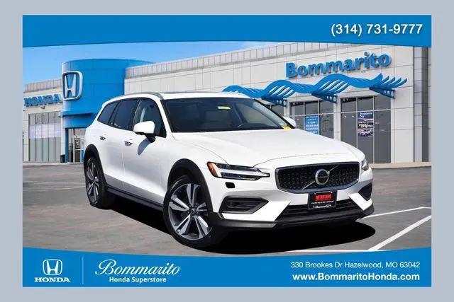 2025 Volvo V60 Cross Country Plus, B5 AWD Gas (mild hybrid) for sale in Hazelwood, MO