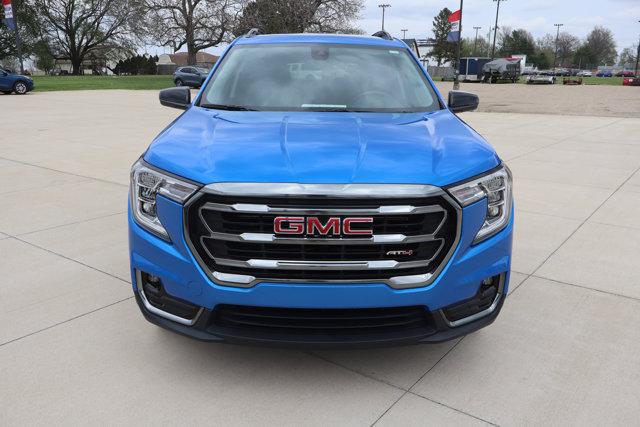 2024 GMC Terrain AWD AT4