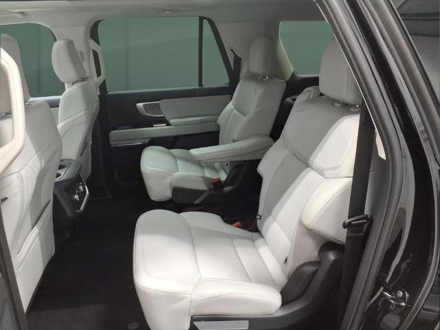 2025 Ford Expedition Platinum MAX