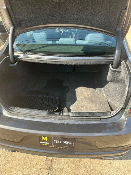 2018 Dodge Charger SXT RWD