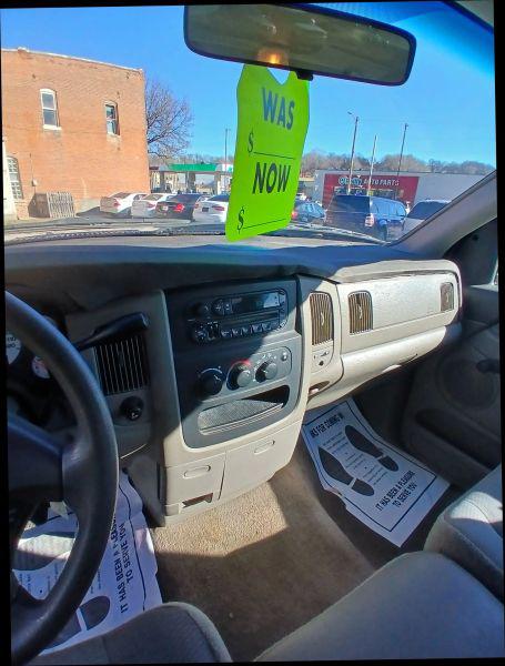 2002 Dodge Ram 1500 Base