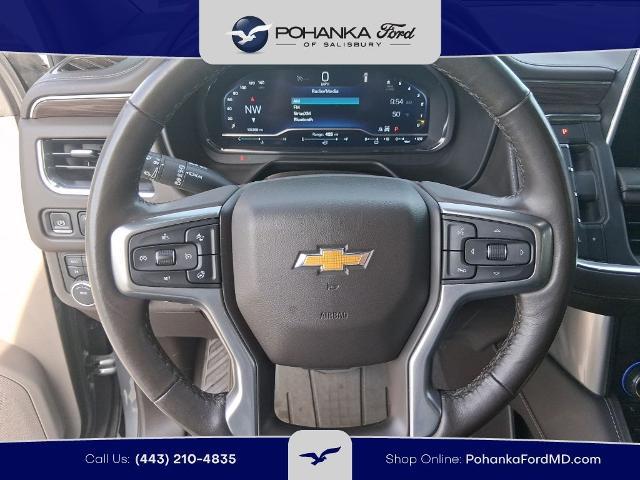 2022 Chevrolet Suburban 4WD LT