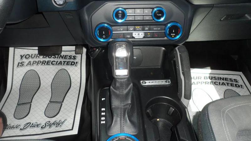2022 Ford Bronco Base