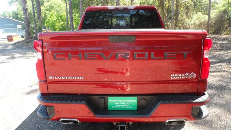 2021 Chevrolet Silverado 1500 2WD Crew Cab Short Bed High Country