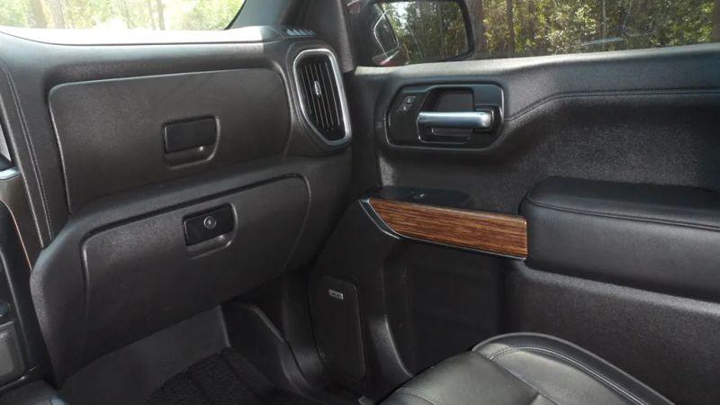2021 Chevrolet Silverado 1500 2WD Crew Cab Short Bed High Country