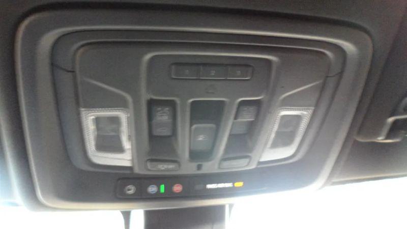 2021 Chevrolet Silverado 1500 2WD Crew Cab Short Bed High Country