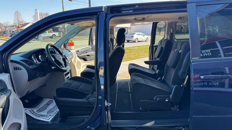 2013 Dodge Grand Caravan SE