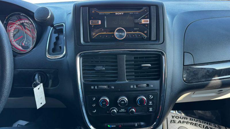 2013 Dodge Grand Caravan SE