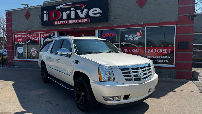 2011 Cadillac Escalade ESV Luxury