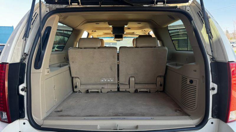 2011 Cadillac Escalade ESV Luxury