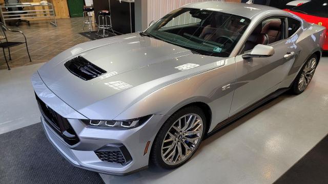 2024 Ford Mustang GT Premium Fastback